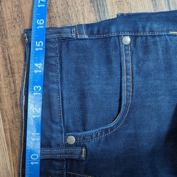 Patagonia Performance Straight Fit Jeans Size 30x32 Dark Blue Wash - Picture 9 of 10